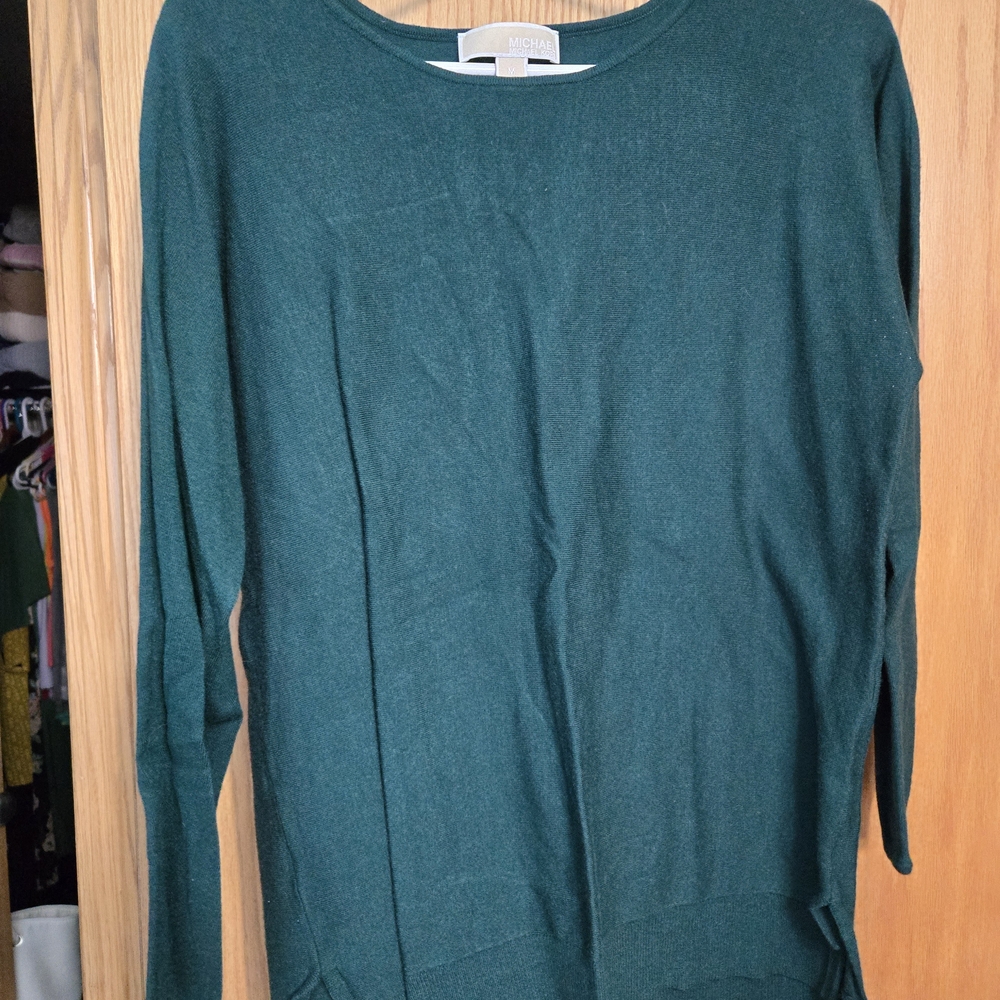 Michael Kors Elegant Green Sweater